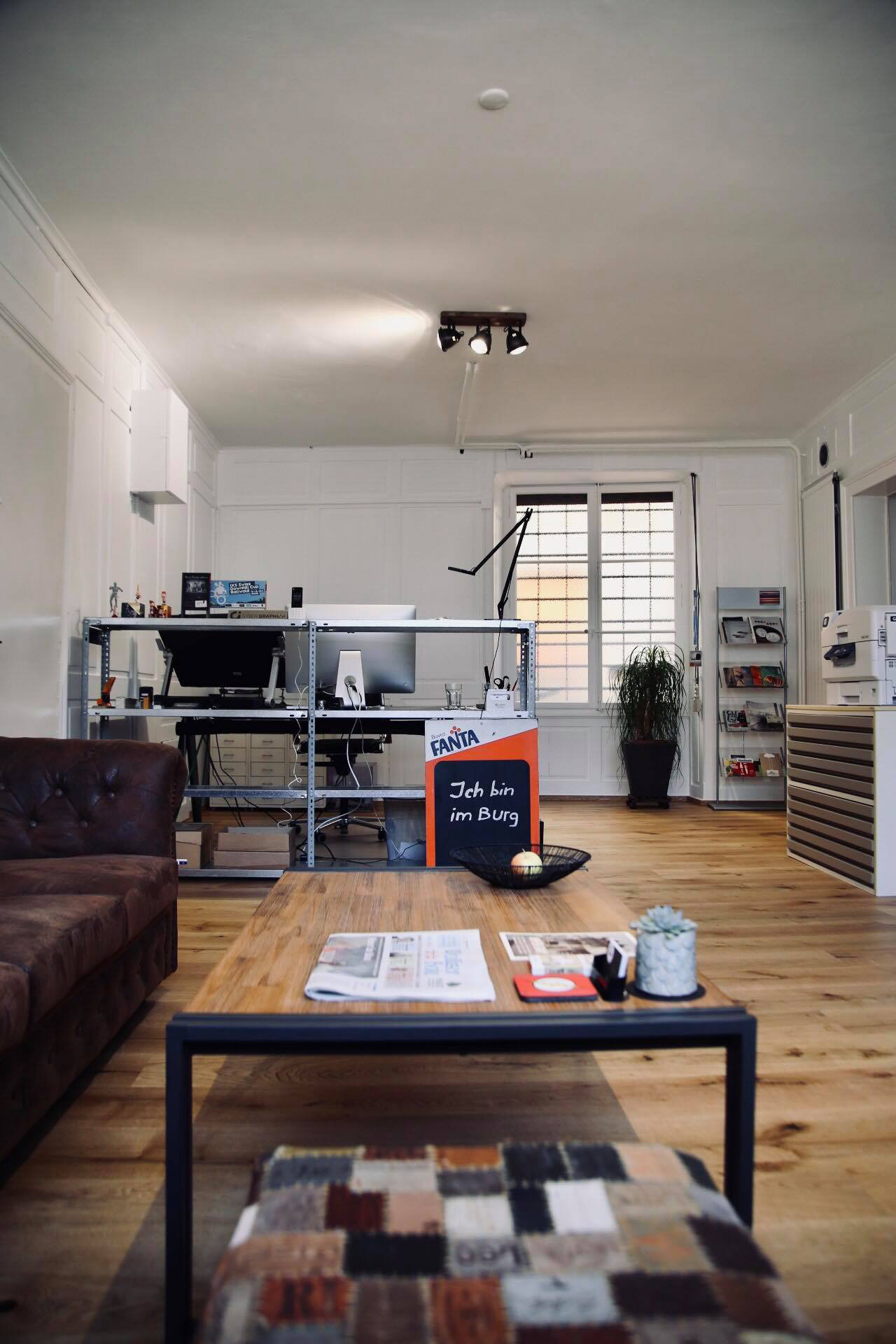 Gigergraphics Atelier 1 Gigergraphics - Grafik / Cartoons / Werbekampagnen / Webdesign / Karikaturen / Illustrationen / Logos / Corporate Design