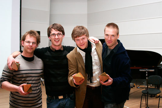 Gigergraphics Awards Adc Gigergraphics - Grafik / Cartoons / Werbekampagnen / Webdesign / Karikaturen / Illustrationen / Logos / Corporate Design